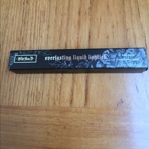 Kat Von D Everlasting Liquid Lipstick in LUV